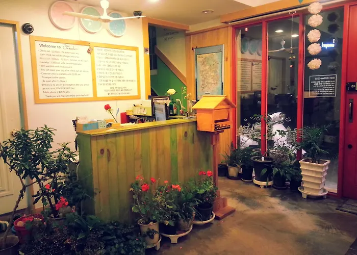 Blue Backpackers Hostel Busan
