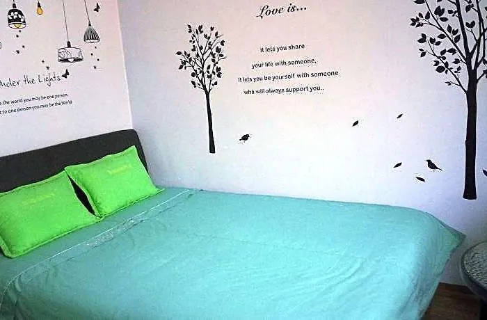 Blue Backpackers Hostel *