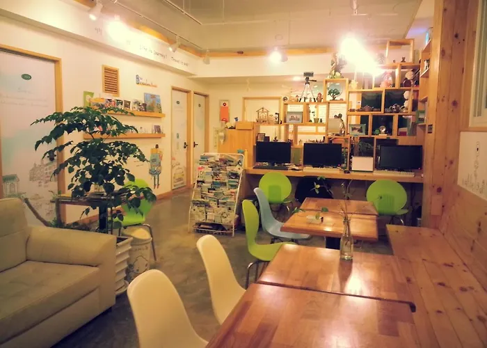 Blue Backpackers Hostel Busan